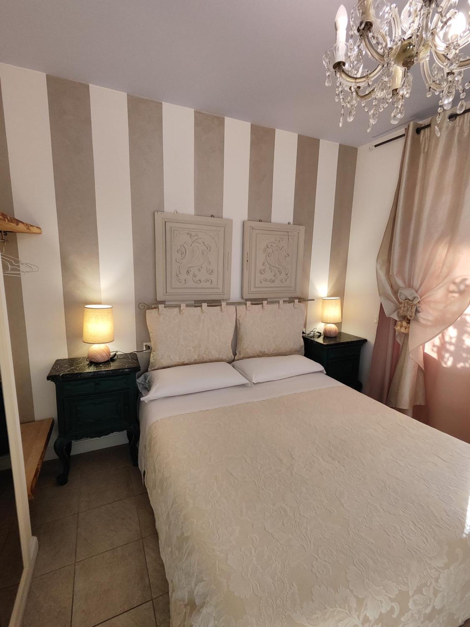 モンティキアーリ Garda Relais Antica Romelia Bed & Breakfast エクステリア 写真