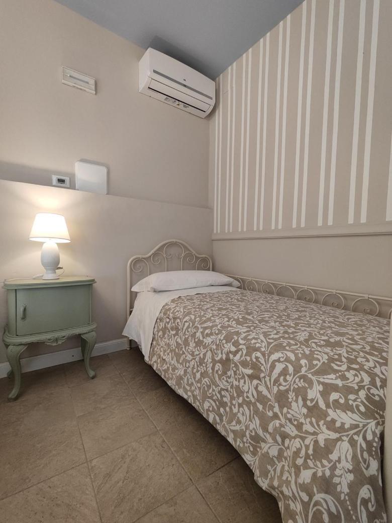 モンティキアーリ Garda Relais Antica Romelia Bed & Breakfast エクステリア 写真